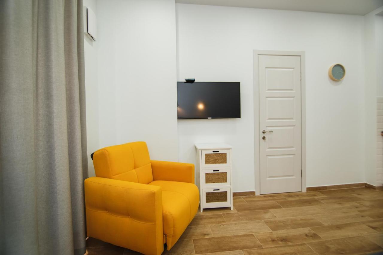 Next Orange Apartments 3-08 Batoemi Buitenkant foto